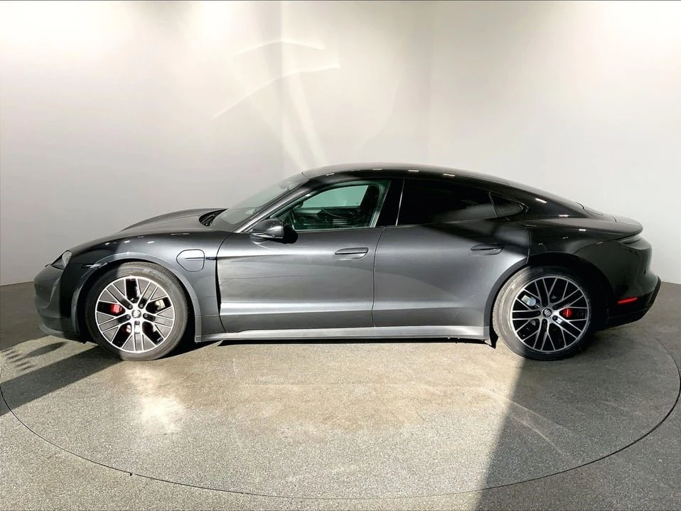 2020 Porsche Taycan - Image 6 of 20