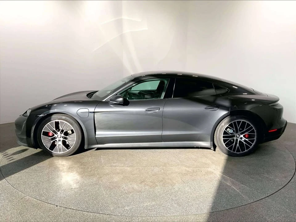 2020 Porsche Taycan - Image 8 of 20