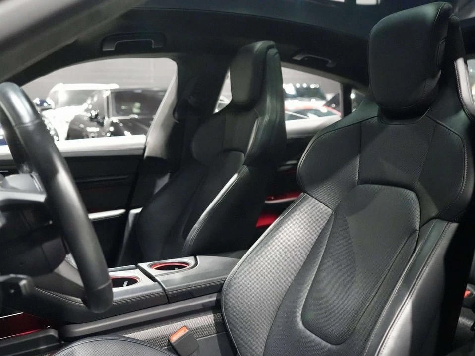 2020 Porsche Taycan - Image 9 of 20