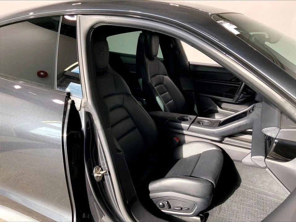 2020 Porsche Taycan - Image 12 of 20