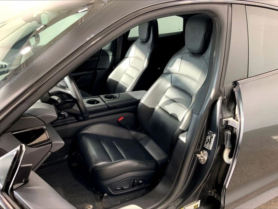 2020 Porsche Taycan - Image 9 of 20