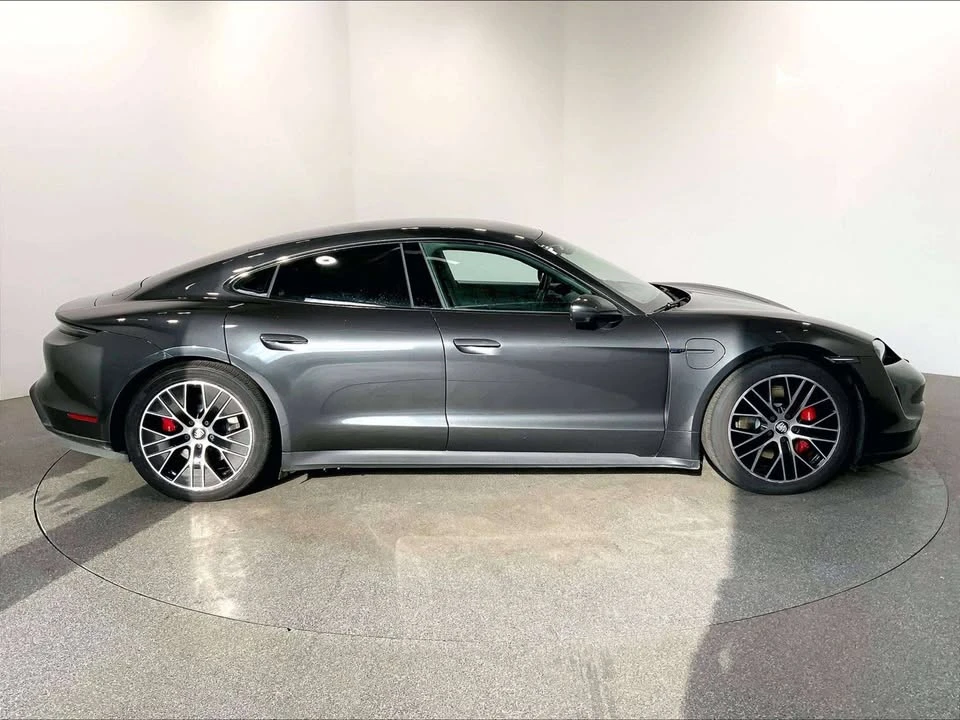 2020 Porsche Taycan - Image 4 of 20