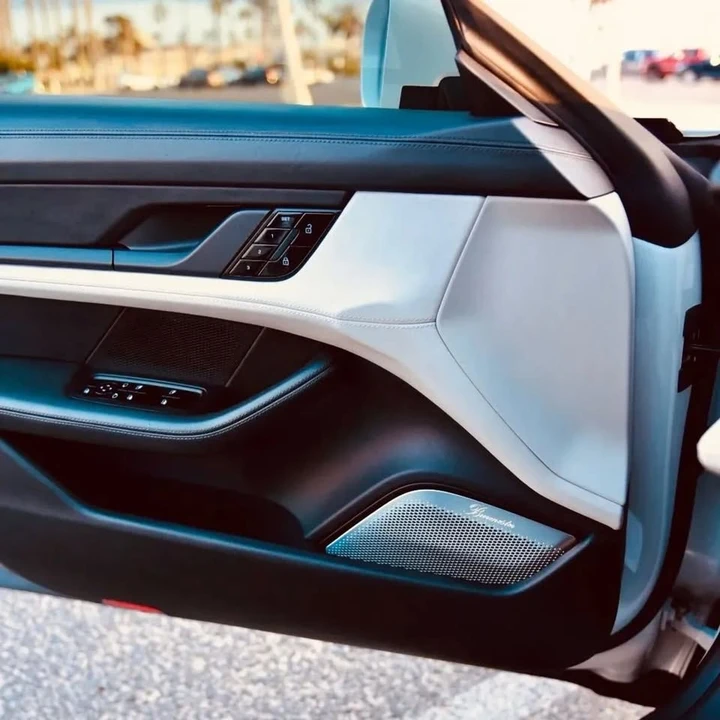 2020 Porsche Taycan - Image 4 of 6