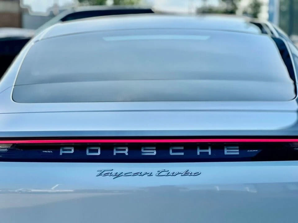 2020 Porsche Taycan - Image 10 of 20