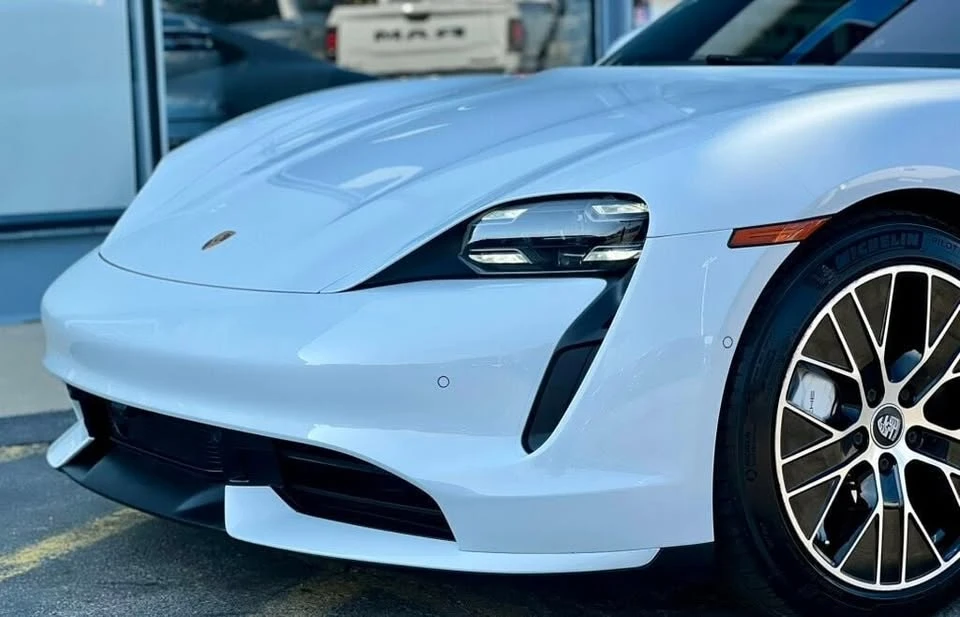2020 Porsche Taycan - Image 12 of 20