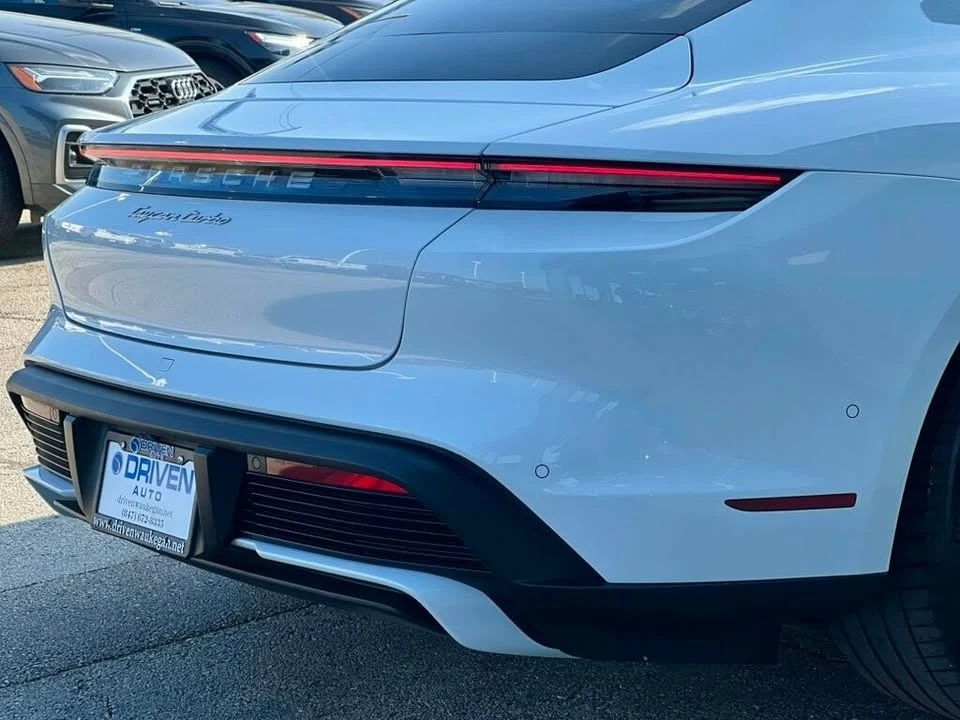 2020 Porsche Taycan - Image 9 of 20
