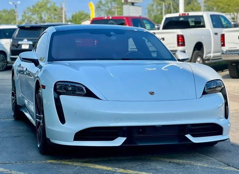 2020 Porsche Taycan - Image 6 of 20