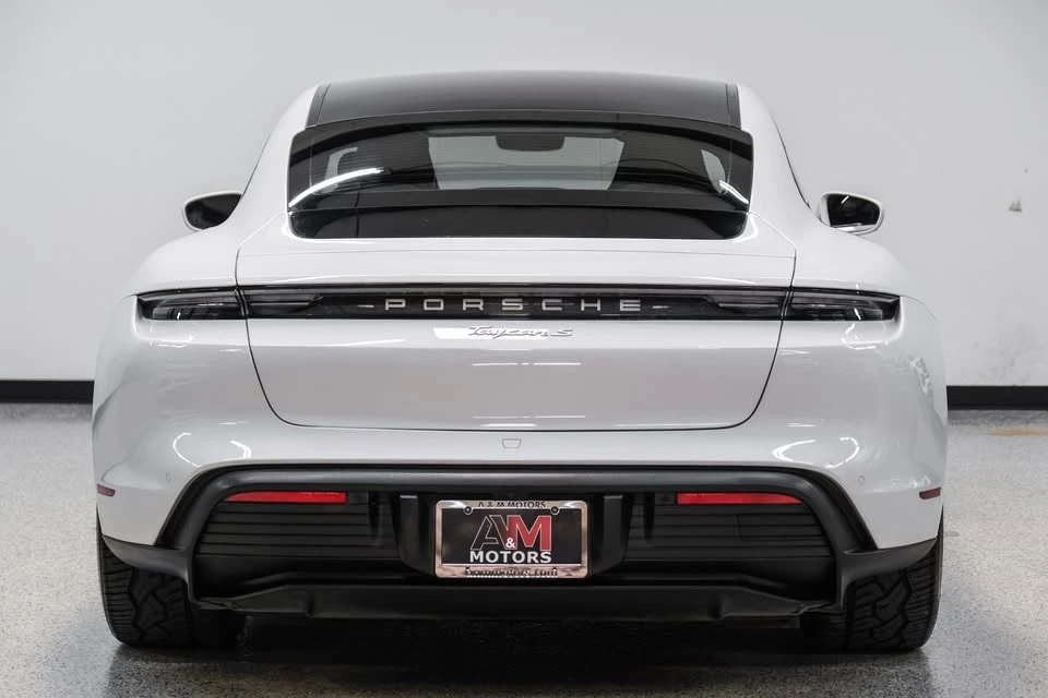 2020 Porsche Taycan - Image 13 of 19