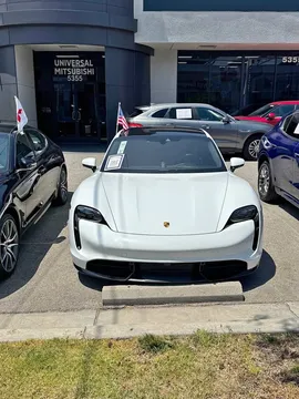 2020 Porsche Taycan Turbo