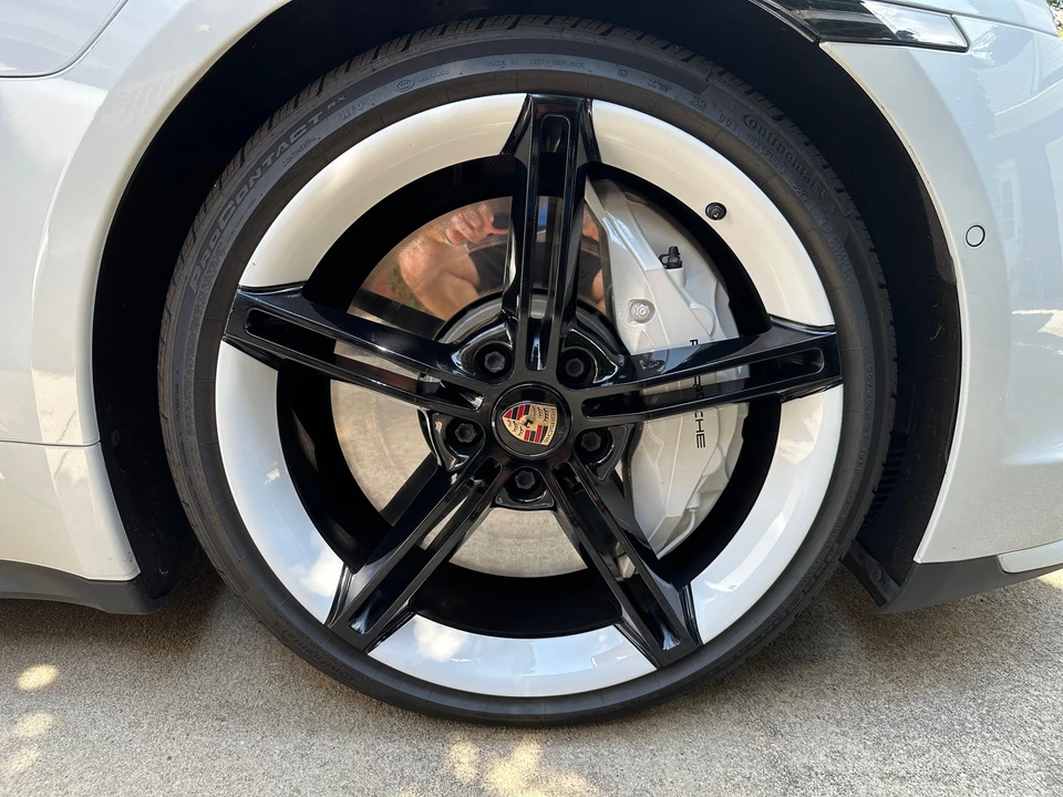 2020 Porsche Taycan Turbo - Image 22 of 24