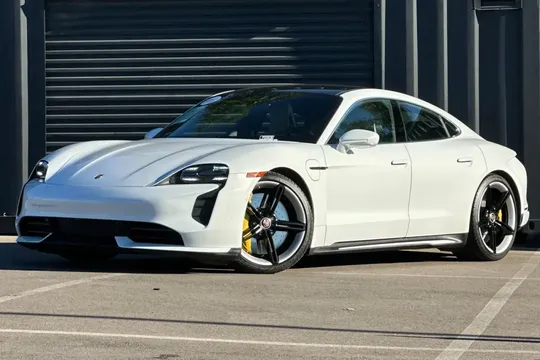 2020 Porsche Taycan Turbo