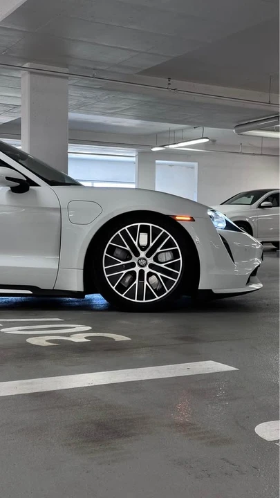 2020 Porsche Taycan Turbo - Image 5 of 20