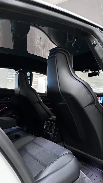 2020 Porsche Taycan Turbo - Image 18 of 20