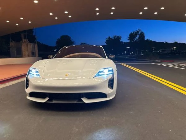 2020 Porsche Taycan Turbo - Image 4 of 16