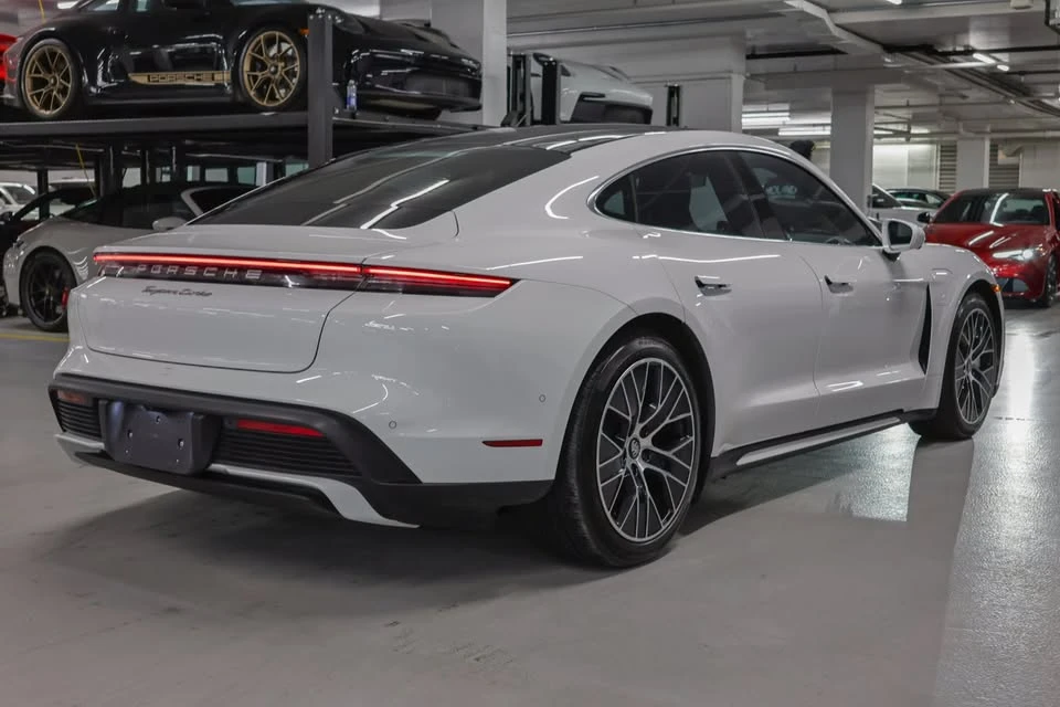 2020 Porsche Taycan Turbo - Image 7 of 20