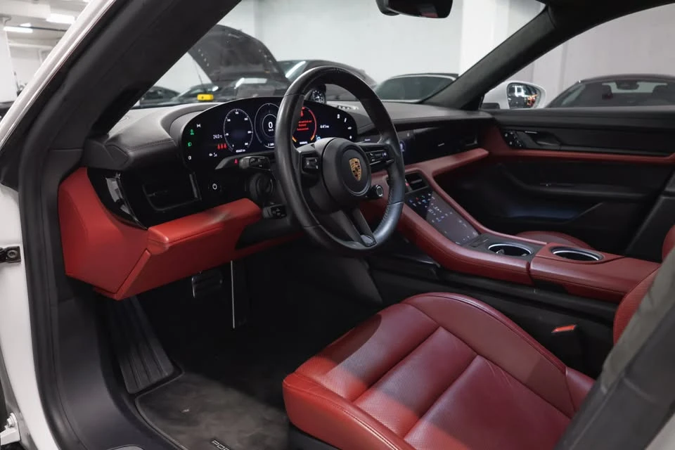 2020 Porsche Taycan Turbo - Image 11 of 20