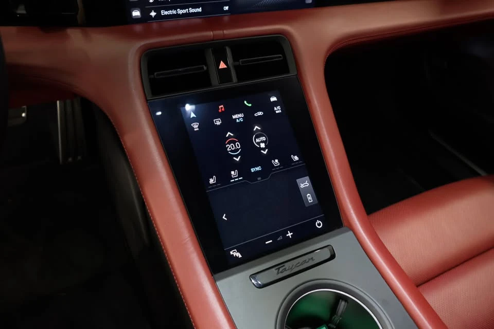 2020 Porsche Taycan Turbo - Image 17 of 20