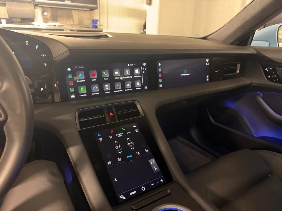 2020 Porsche Taycan Turbo - Image 12 of 15