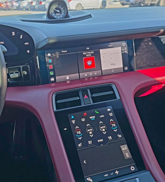 2020 Porsche Taycan Turbo - Image 18 of 20