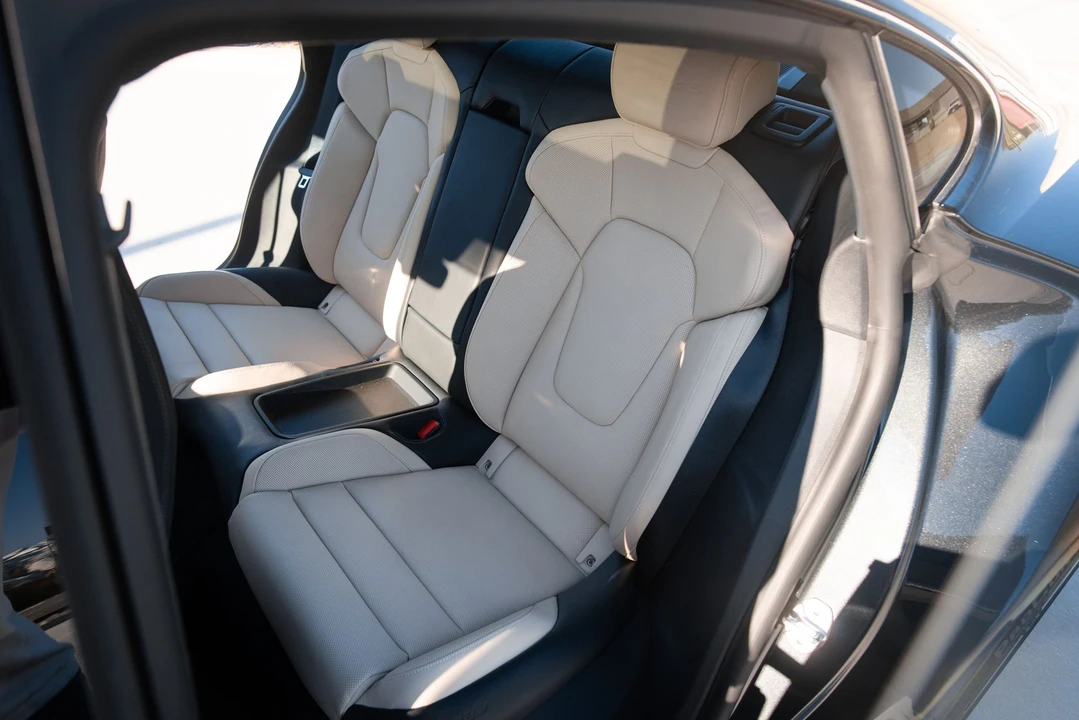 2020 Porsche Taycan Turbo S - Image 5 of 8