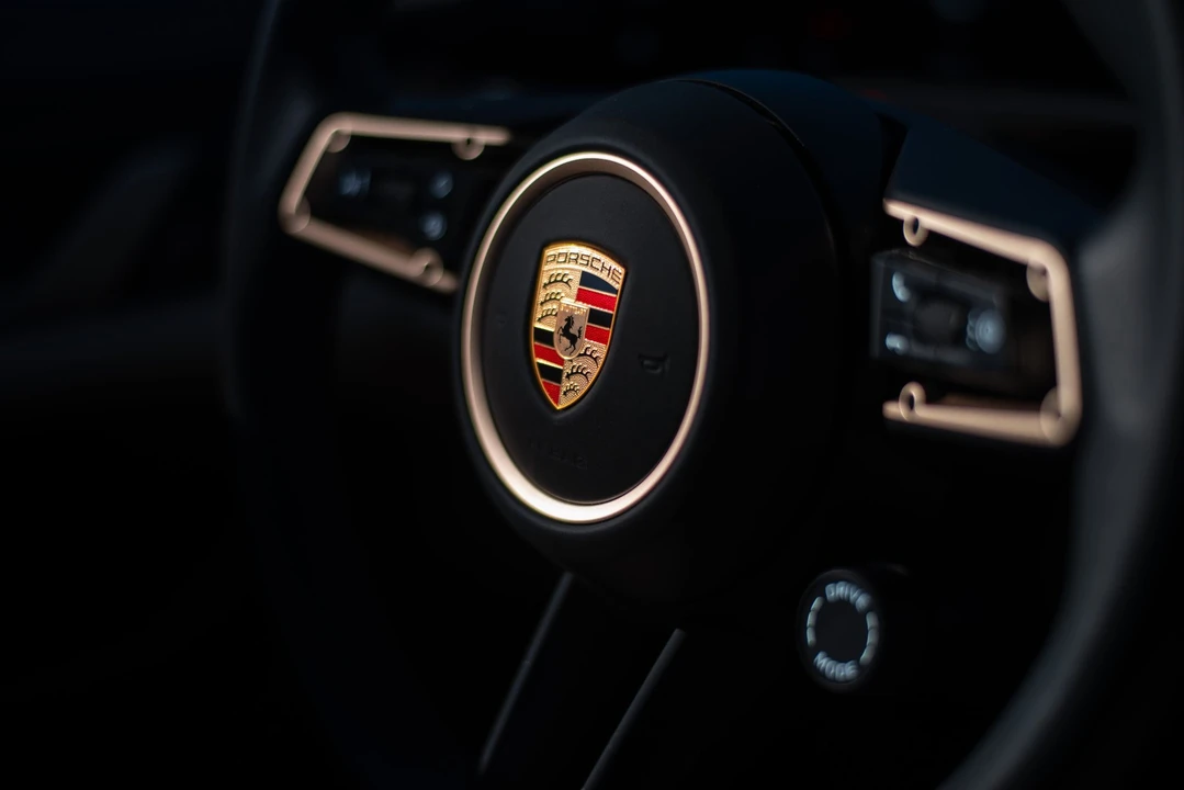 2020 Porsche Taycan Turbo S - Image 7 of 8