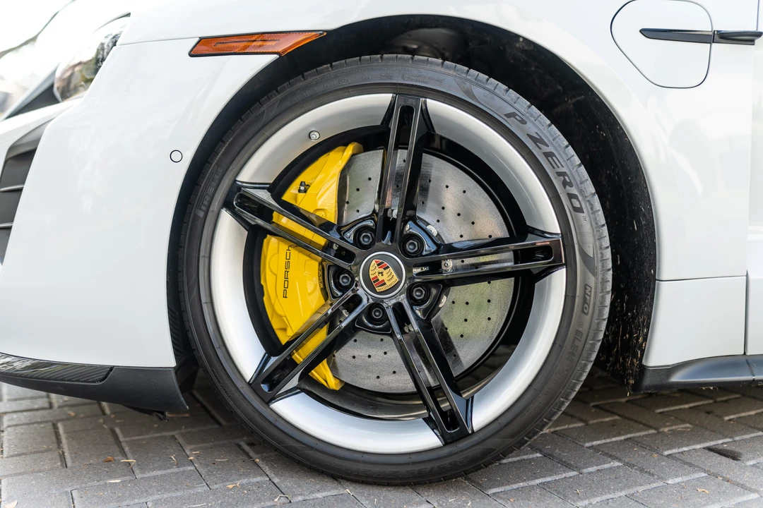 2020 Porsche Taycan Turbo - Image 20 of 31