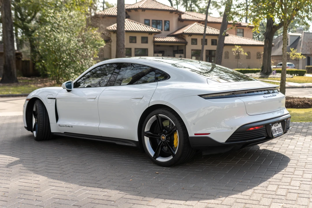 2020 Porsche Taycan Turbo - Image 7 of 31