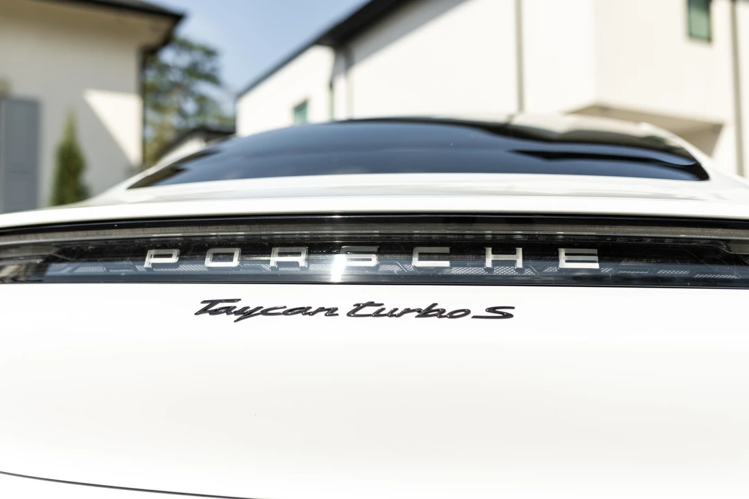 2020 Porsche Taycan Turbo - Image 14 of 31