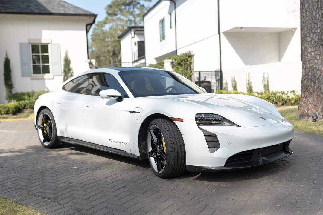 2020 Porsche Taycan Turbo - Image 8 of 31