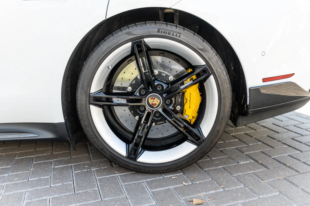 2020 Porsche Taycan Turbo - Image 22 of 31