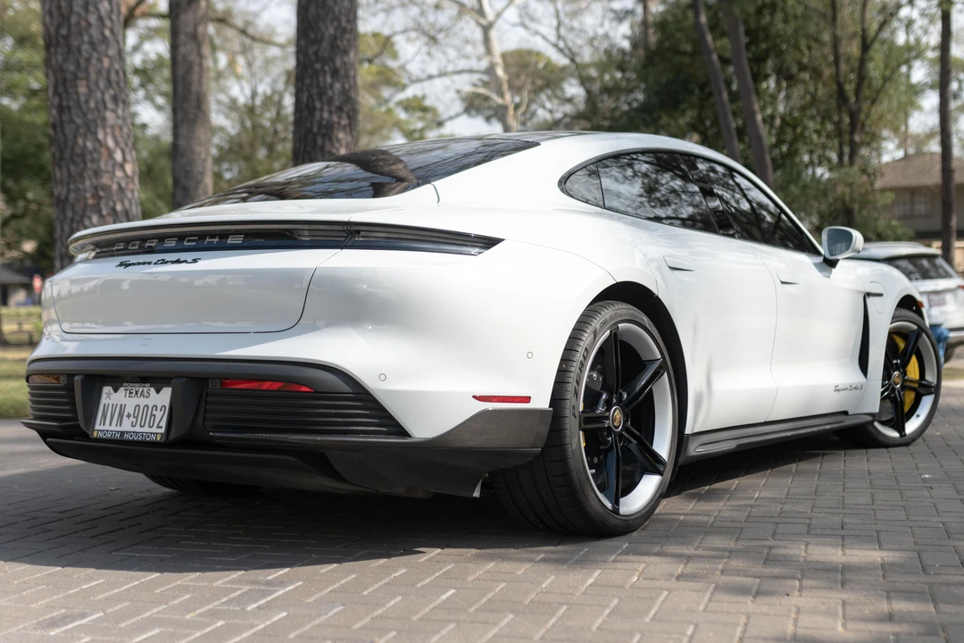 2020 Porsche Taycan Turbo - Image 4 of 31