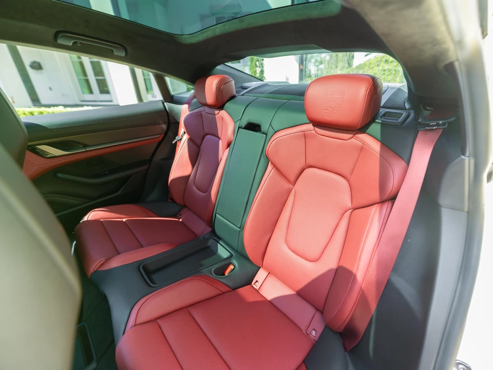2020 Porsche Taycan Turbo - Image 29 of 31