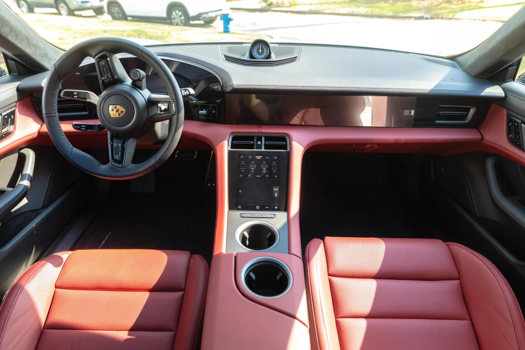 2020 Porsche Taycan Turbo - Image 27 of 31