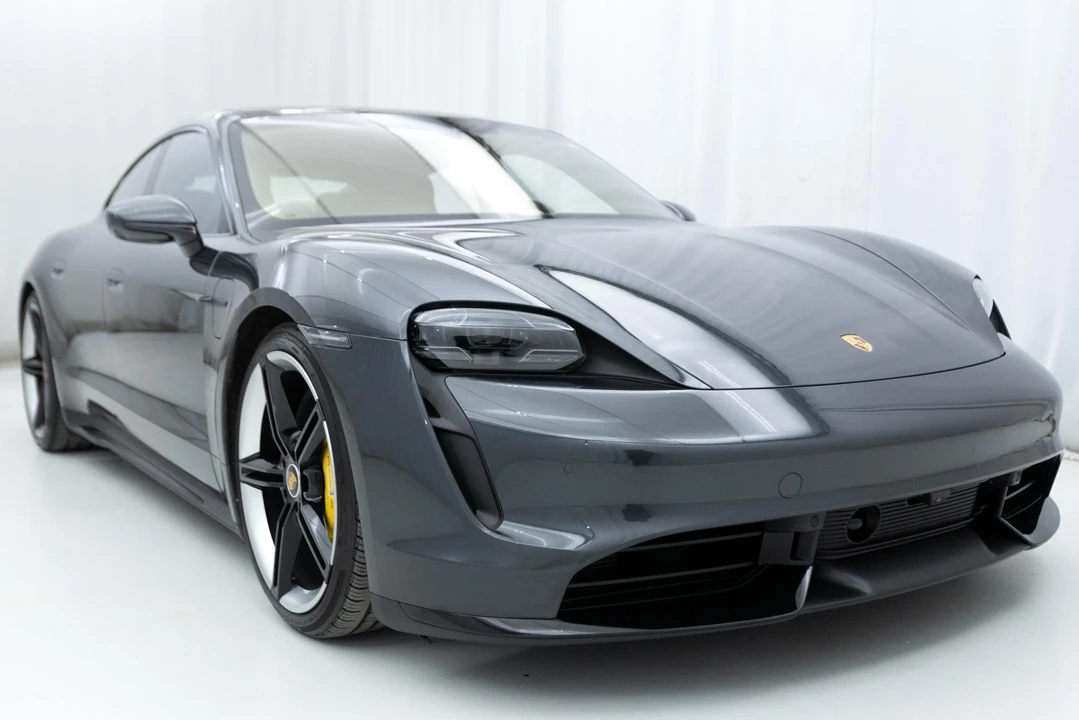2020 Porsche Taycan Turbo S - Image 29 of 30