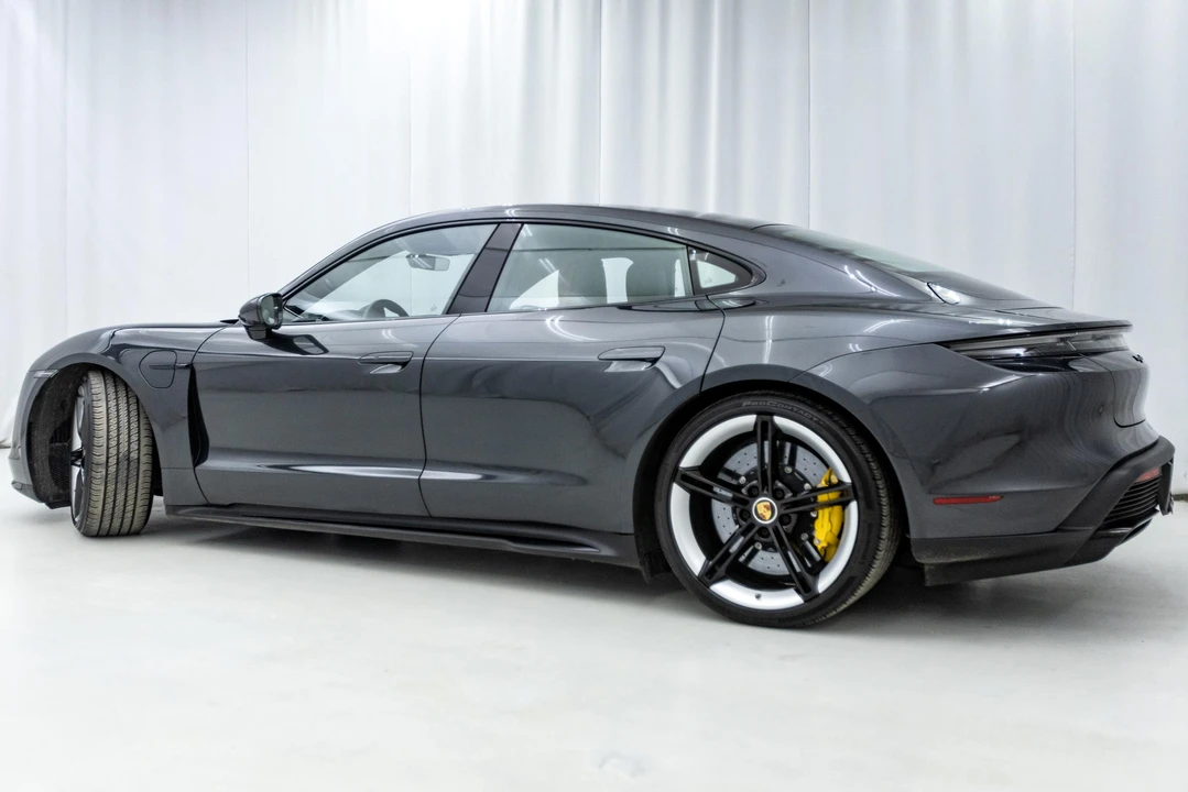 2020 Porsche Taycan Turbo S - Image 22 of 30