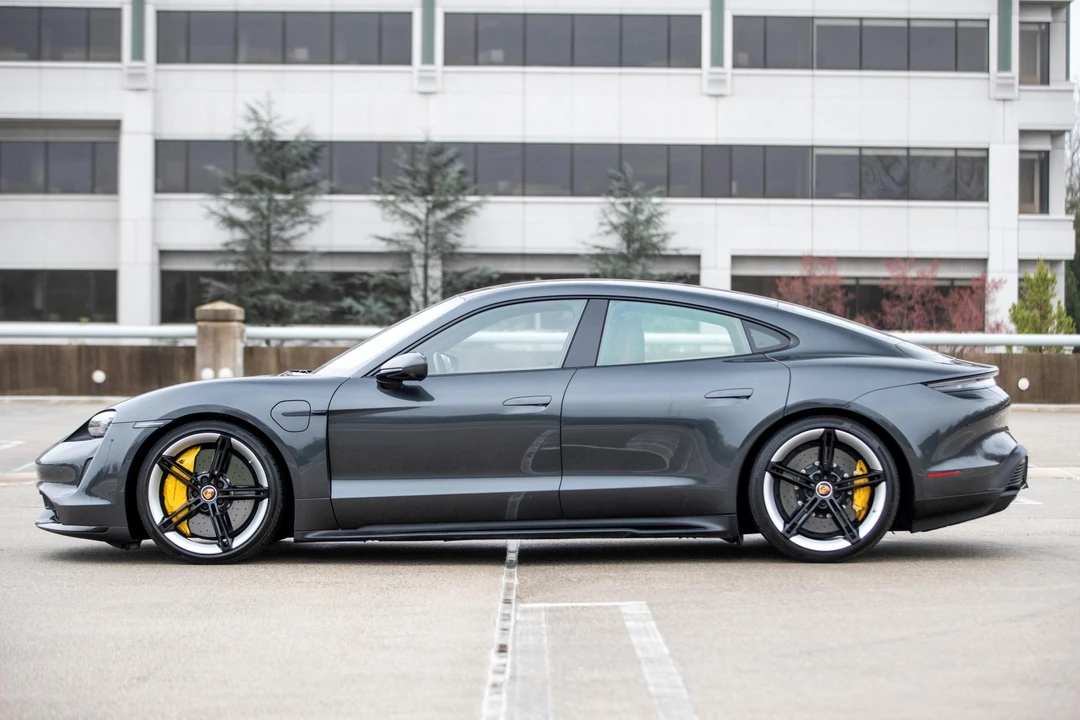 2020 Porsche Taycan Turbo S - Image 10 of 30
