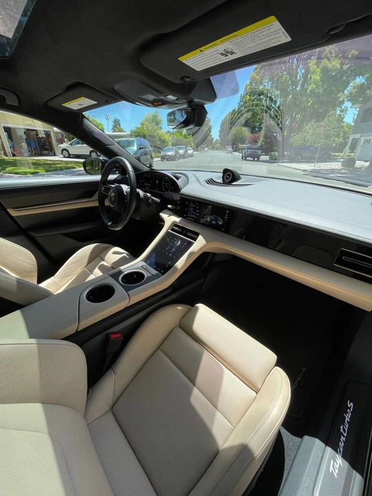 2020 Porsche Taycan Turbo S - Image 15 of 31