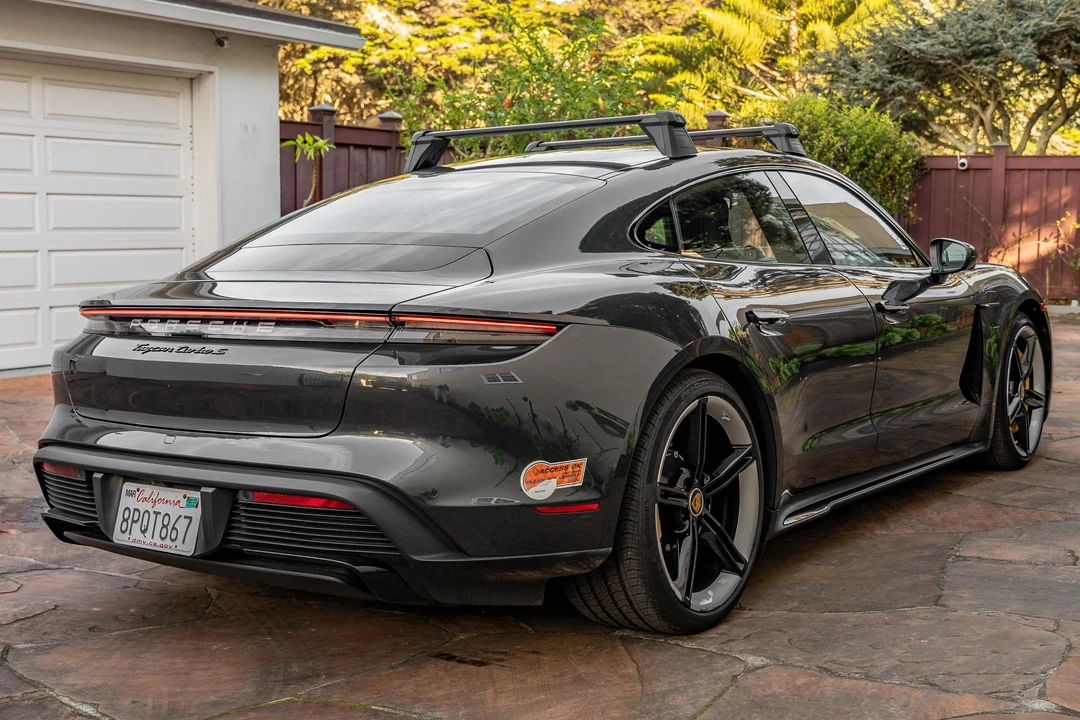 2020 Porsche Taycan Turbo S - Image 4 of 31