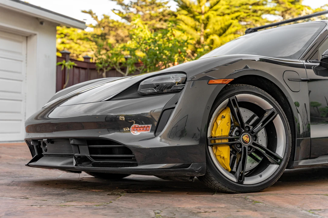 2020 Porsche Taycan Turbo S - Image 24 of 31