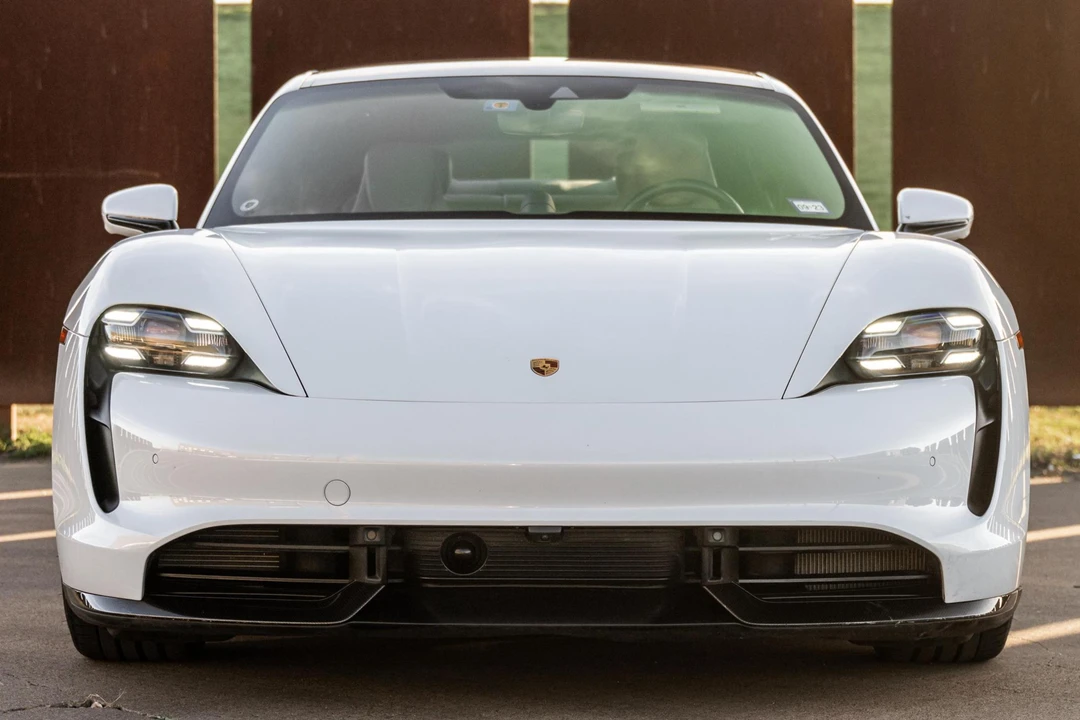 2020 Porsche Taycan Turbo S - Image 2 of 31