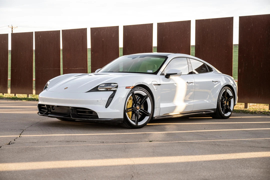2020 Porsche Taycan Turbo S - Image 10 of 31