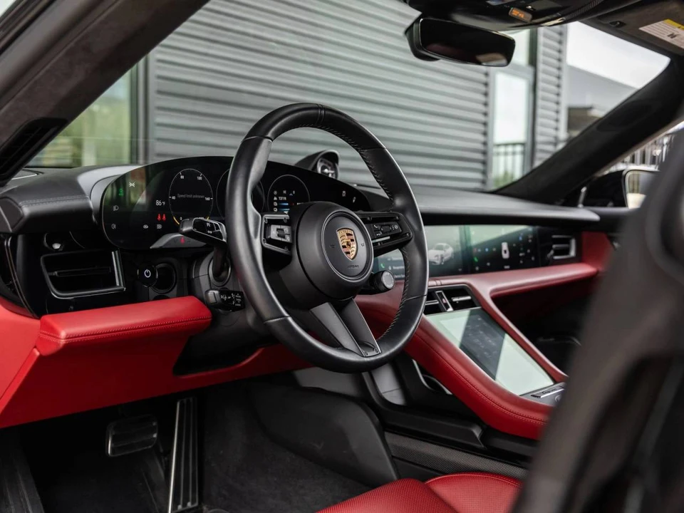 2020 Porsche Taycan Turbo S - Image 4 of 5