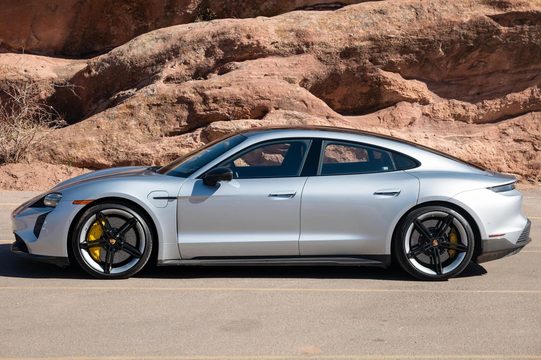 2020 Porsche Taycan Turbo S - Image 3 of 31