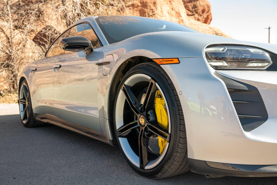 2020 Porsche Taycan Turbo S - Image 11 of 31