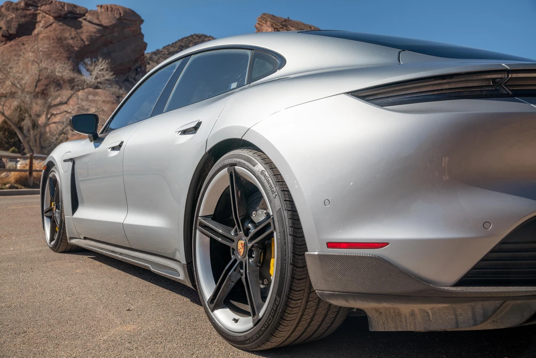 2020 Porsche Taycan Turbo S - Image 18 of 31