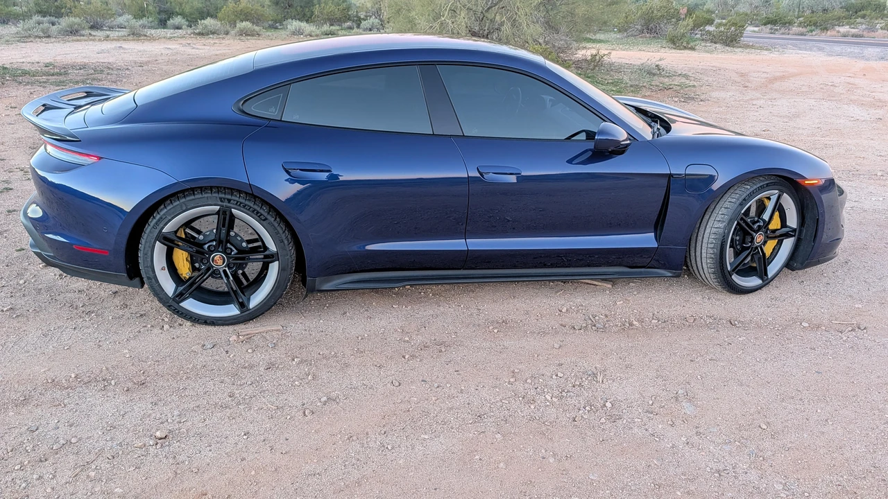 2020 Porsche Taycan Turbo S - Image 20 of 31