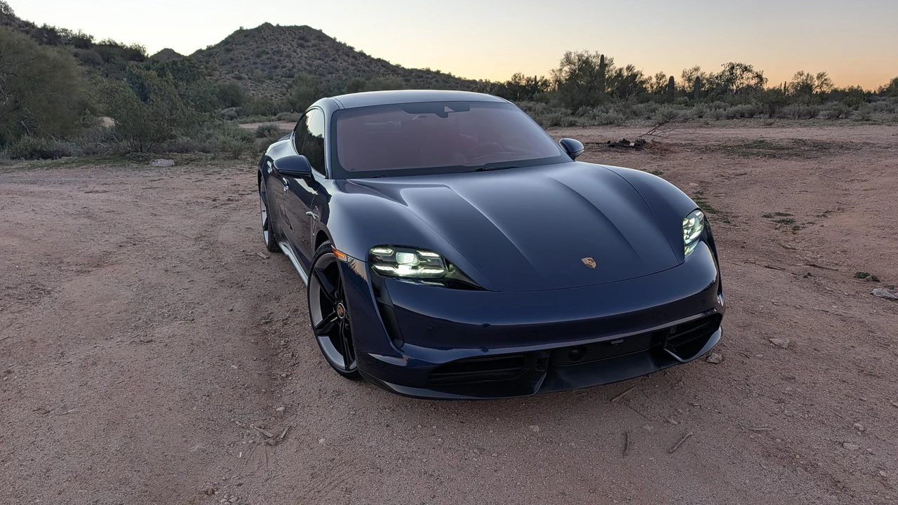 2020 Porsche Taycan Turbo S - Image 24 of 31