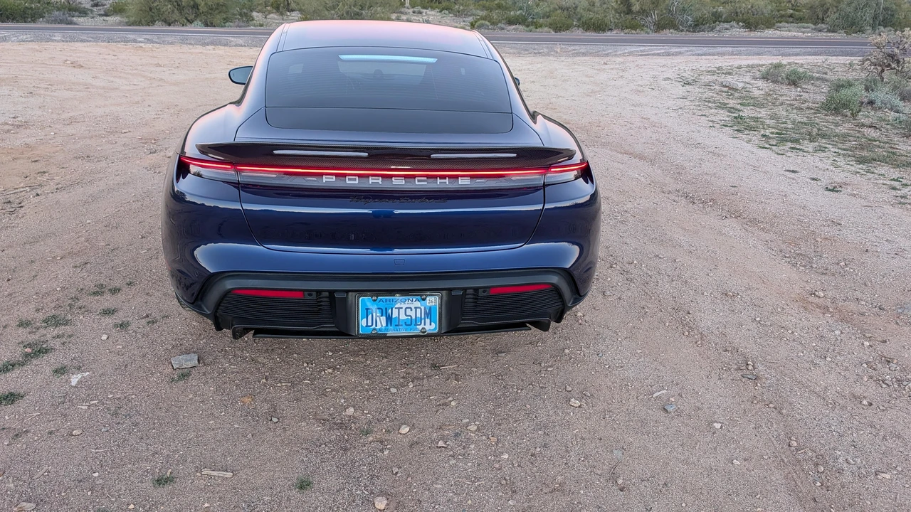 2020 Porsche Taycan Turbo S - Image 16 of 31