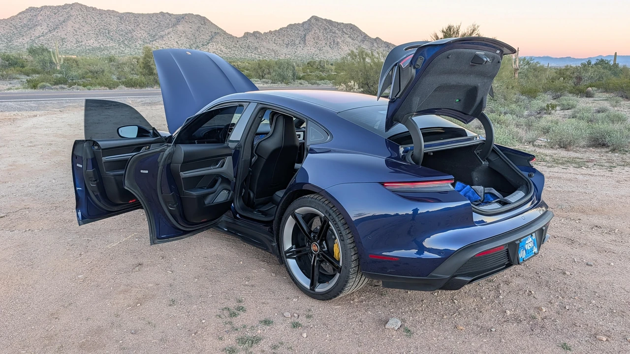 2020 Porsche Taycan Turbo S - Image 30 of 31