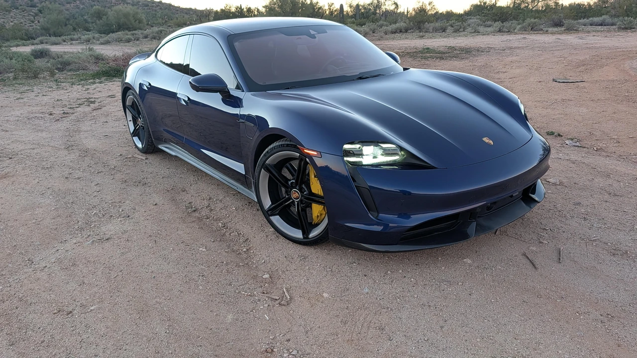 2020 Porsche Taycan Turbo S - Image 23 of 31